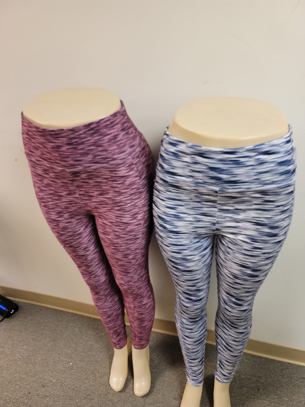 Women Dye Leggings - Pink & Blue